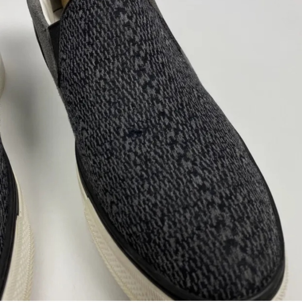 Men’s Louis Vuitton Slip On Shoes Gray 7.5 US / 6.5 UK - Picture 6 of 8